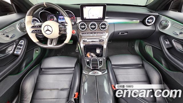 Mercedes-Benz C-Class — interior