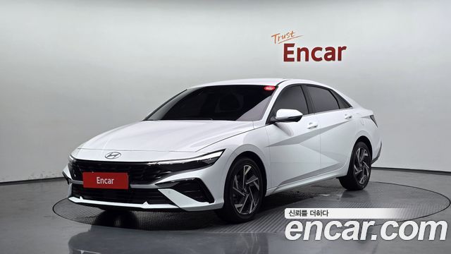 Hyundai Avante — exterior