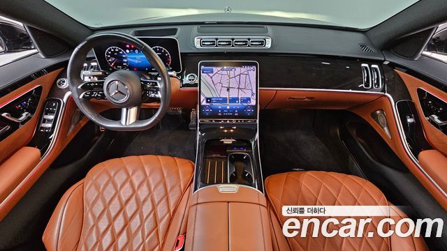 Mercedes-Benz S-Class — interior