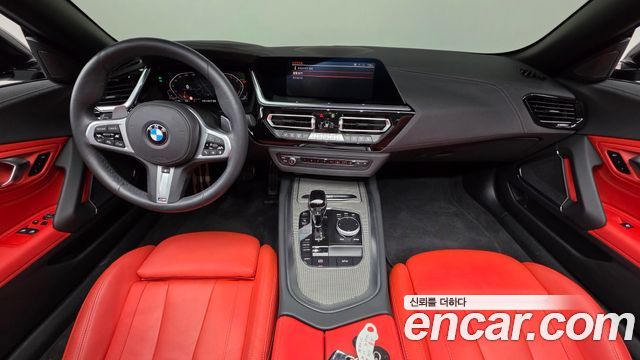 BMW Z4 — interior