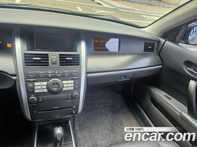 Renault Korea SM5 — interior