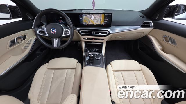 BMW 3 Series — interior