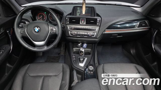 BMW 1 Series — interior