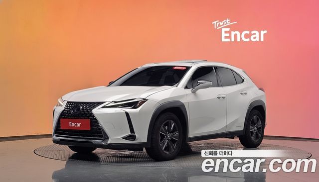 Lexus UX — exterior