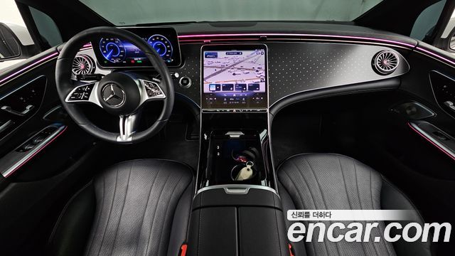 Mercedes-Benz EQE — interior