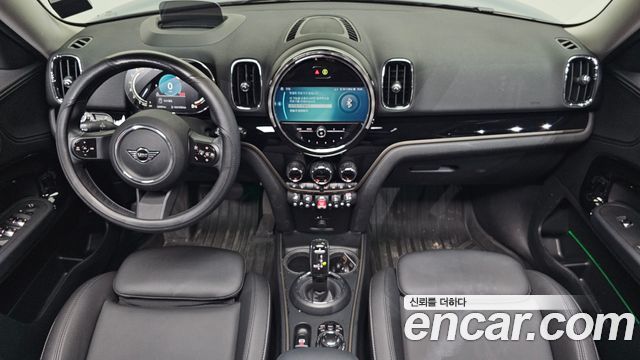 MINI Countryman — interior