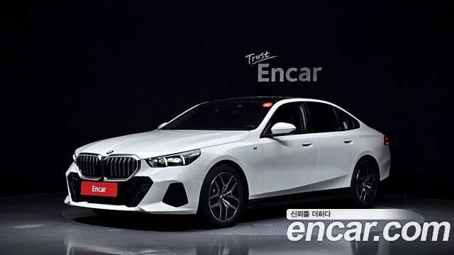 BMW 5 Series — exterior