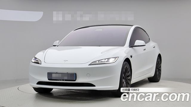 Tesla Model 3 — exterior