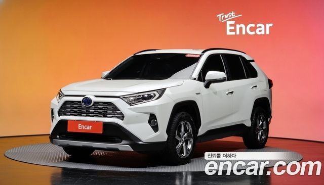 Toyota RAV4 — exterior