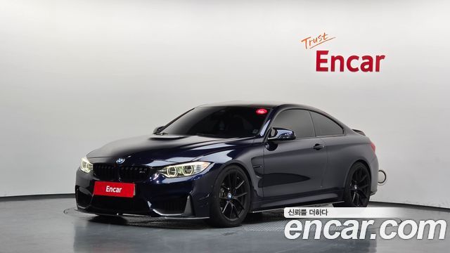 BMW M4 — exterior