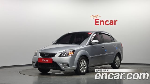Kia Pride — exterior