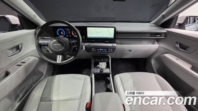 Hyundai Kona — interior