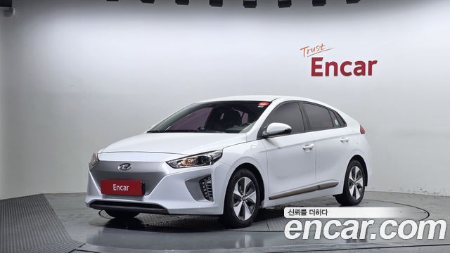 Hyundai Ioniq — exterior