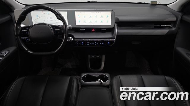 Hyundai IONIQ 5 — interior