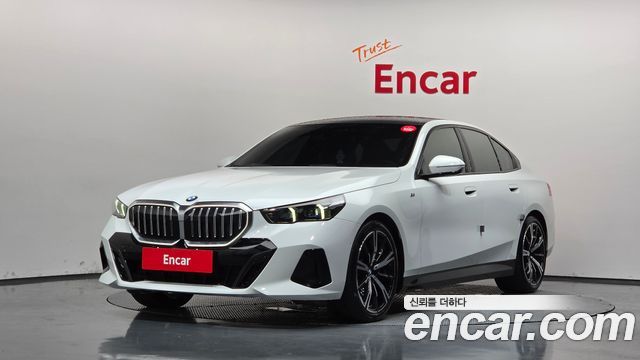 BMW 5 Series — exterior