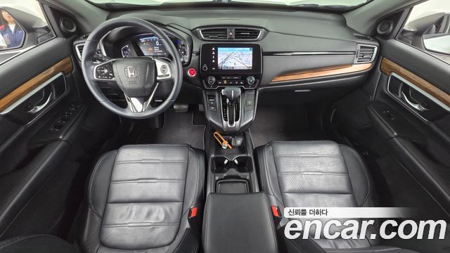 Honda CR-V — interior
