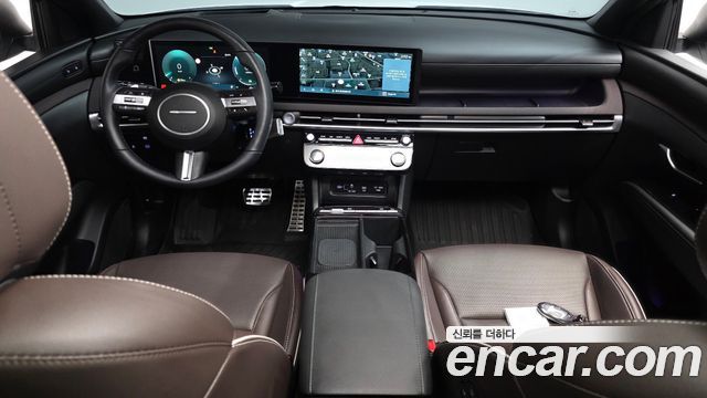 Hyundai Tucson — interior