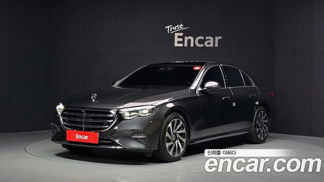 Mercedes-Benz E-Class — exterior