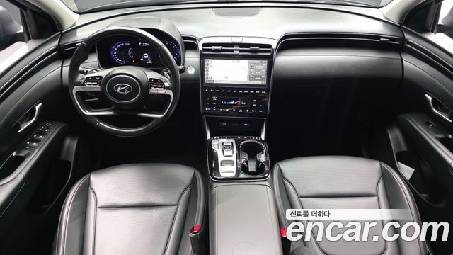 Hyundai Tucson — interior