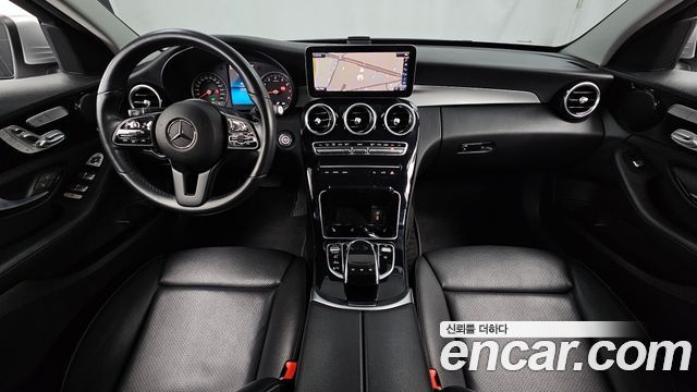 Mercedes-Benz C-Class — interior