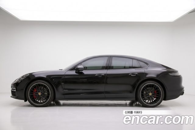 Porsche Panamera — exterior