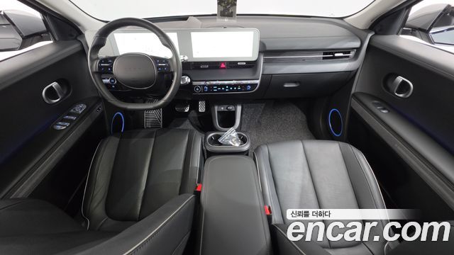 Hyundai IONIQ 5 — interior