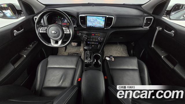 Kia Sportage — interior