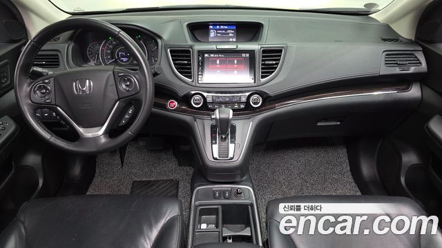 Honda CR-V — interior