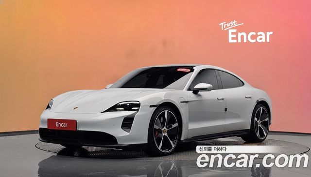 Porsche Taycan — exterior