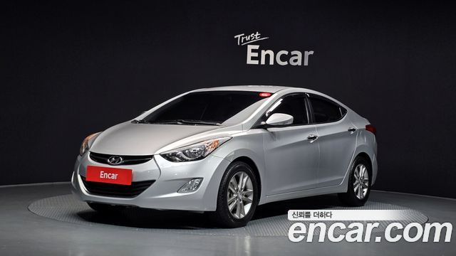 Hyundai Avante — exterior