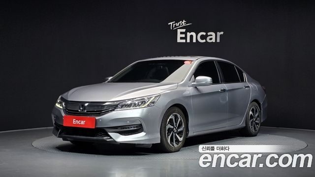 Honda Accord — exterior