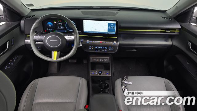 Hyundai Kona — interior