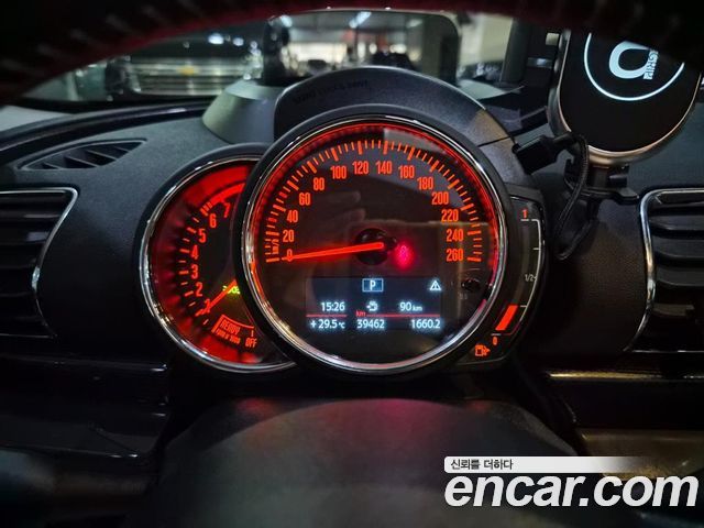 MINI Clubman — interior