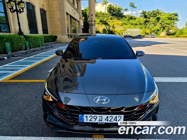Hyundai Avante — exterior