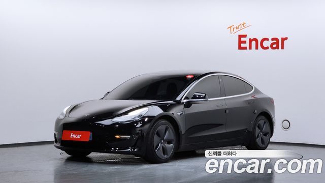 Tesla Model 3 — exterior
