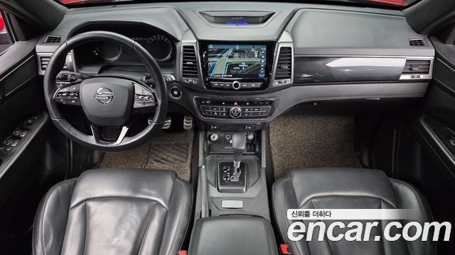 KG Mobility Rexton — interior