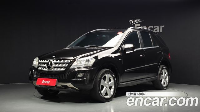 Mercedes-Benz M-Class — exterior
