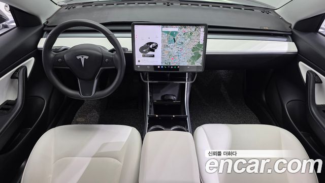 Tesla Model 3 — interior