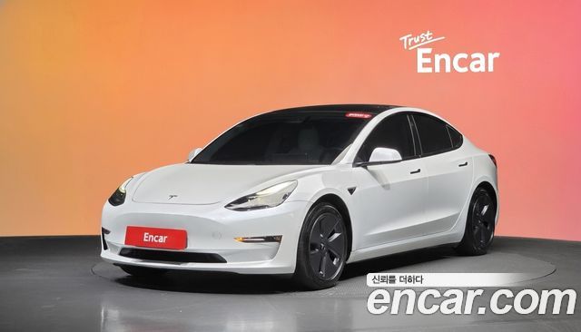 Tesla Model 3 — exterior