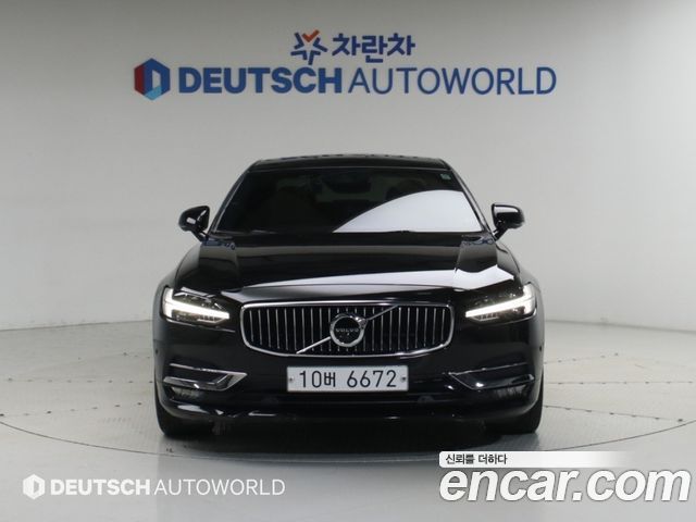 Volvo S90 — exterior