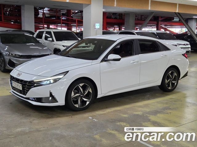 Hyundai Avante — exterior