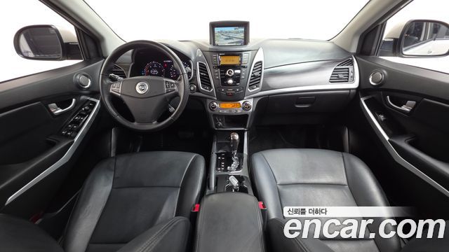 KG Mobility Korando — interior