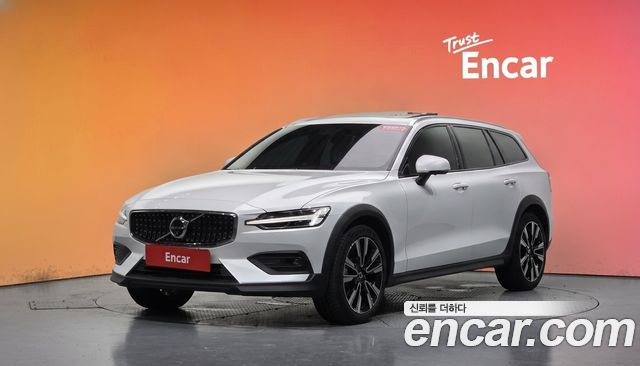 Volvo V60 — exterior