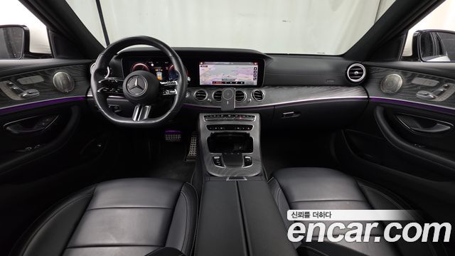 Mercedes-Benz E-Class — interior