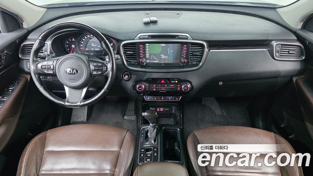Kia Sorento — interior