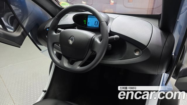 Renault Korea Twizy — interior