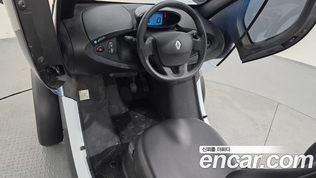 Renault Korea Twizy — interior