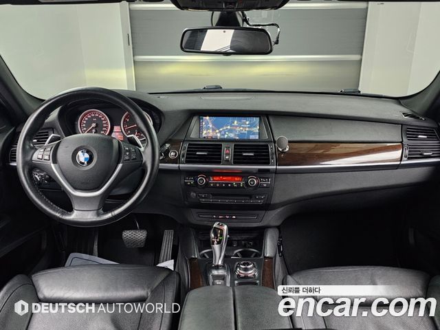 BMW X6 — interior