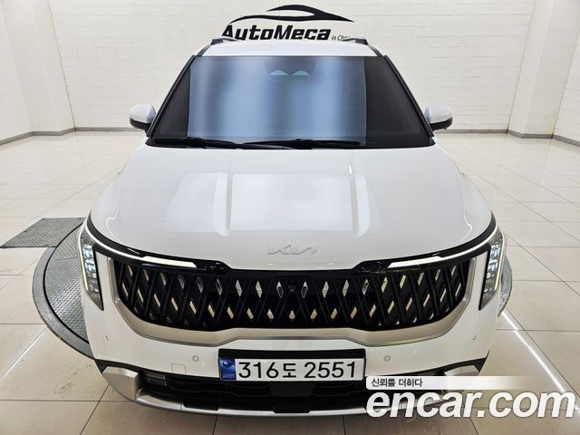 Kia Carnival — exterior