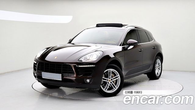 Porsche Macan — exterior
